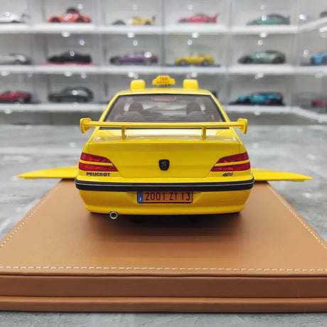[Vehicle Art] 1-18 Peugeot 2001 406 Taxi Yellow Model Car Resin