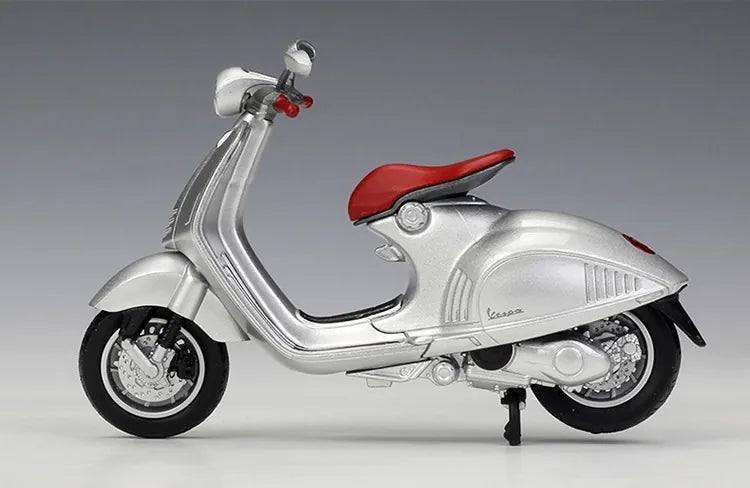 1:18 Vespa 2014 946 Motorcycle Model