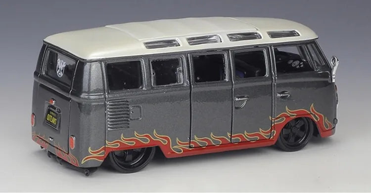 1:24 Volkswagen 1963 T1 Bus Modified Mod Die Cast Model Car