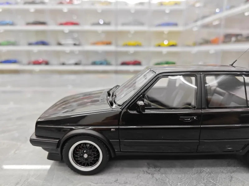 1:18 Volkswagen 1987 Jetta MK2 Die Cast Model Car