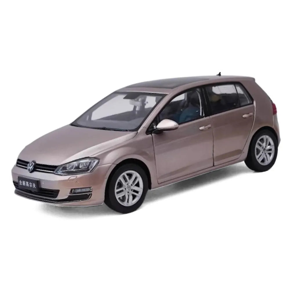 1:18 Volkswagen 2012 Golf Mk7 Die Cast Model Car