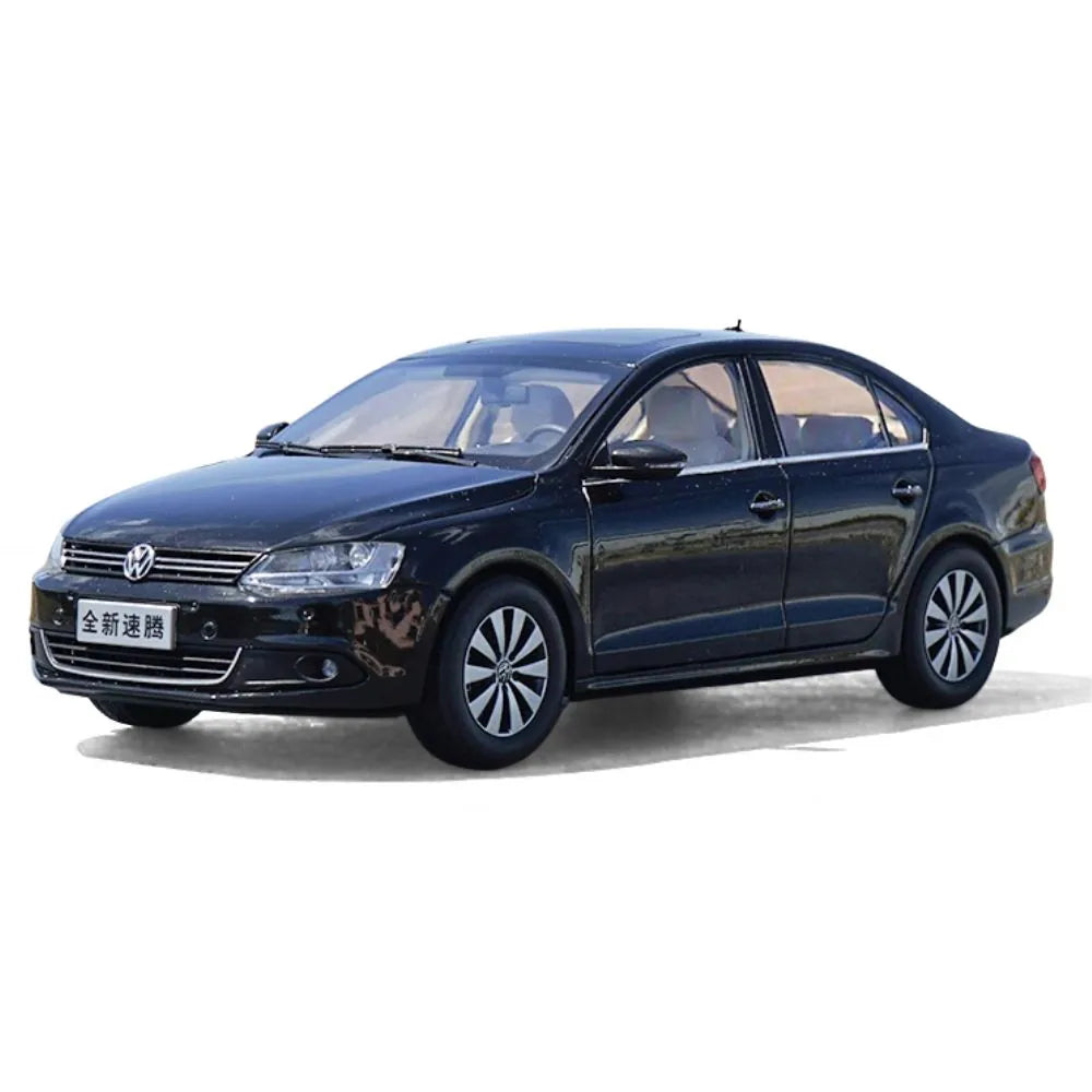 1:18 Volkswagen 2012 Jetta Die Cast Model Car