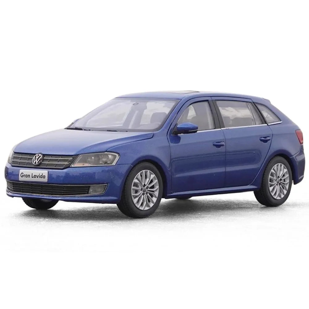 1:18 Volkswagen 2013 Gran Lavida Die Cast Model Car