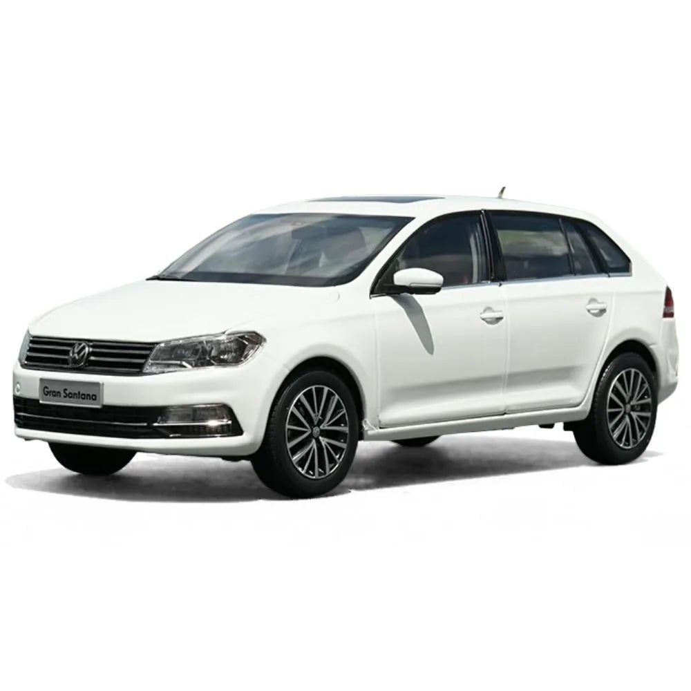 1:18 Volkswagen 2015 Gran Santana Die Cast Model Car