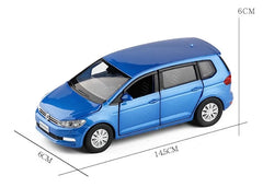 1:32 Volkswagen 2015 Touran Die Cast Model Car