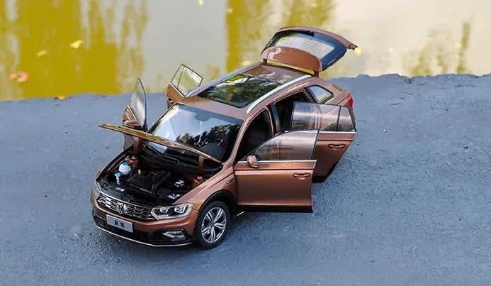1:18 Volkswagen 2016 C-Trek Die Cast Model Car