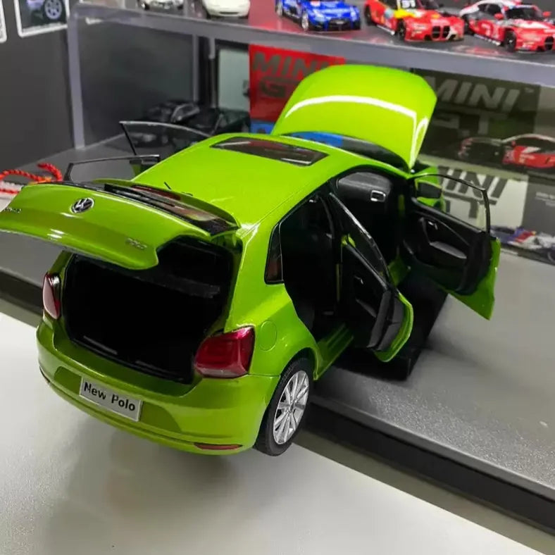 1:18 Volkswagen 2016 Polo Die Cast Model Car