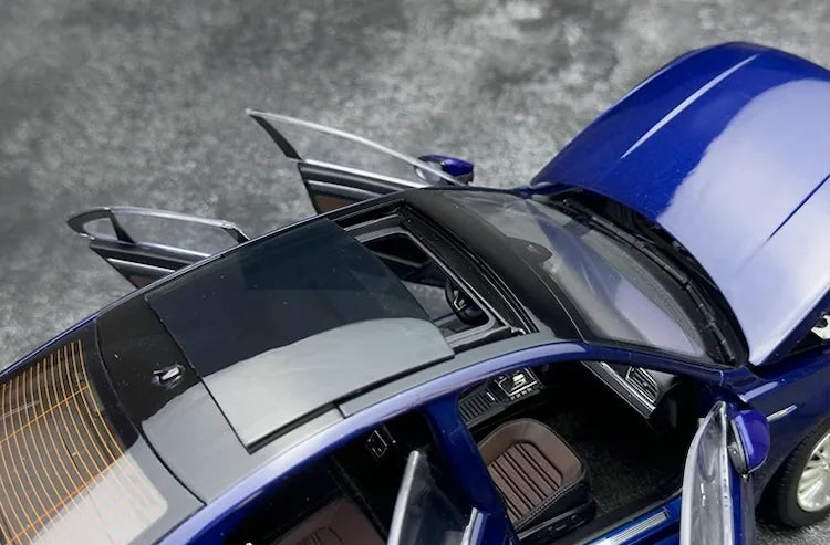 1:18 Volkswagen 2018 Lamando Die Cast Model Car