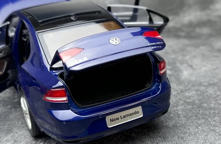 1:18 Volkswagen 2018 Lamando Die Cast Model Car