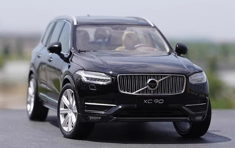 1:18 Volvo 2015 XC90 Die Cast Model Car