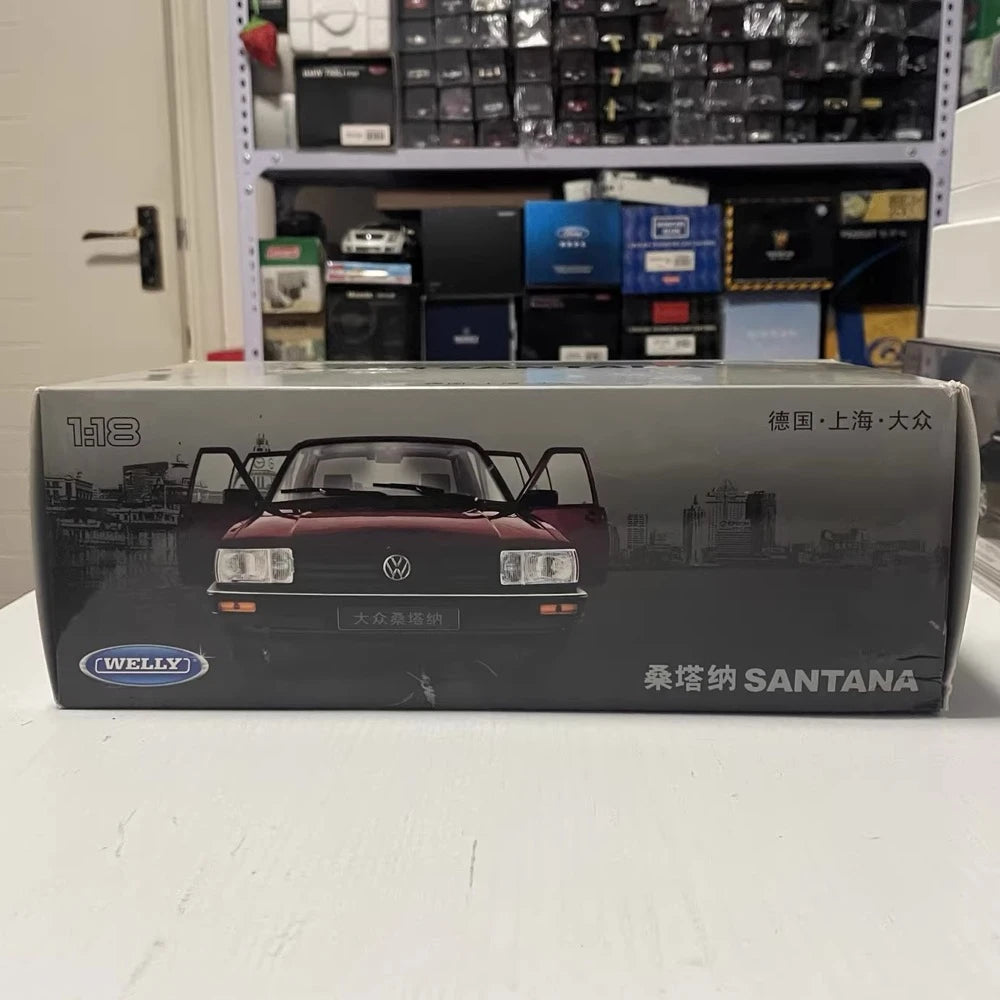 [Welly] 1:18 Volkswagen 1987 Santana B2 Black Model Car Die-Cast