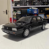 [Welly] 1:18 Volkswagen 1987 Santana B2 Black Model Car Die-Cast