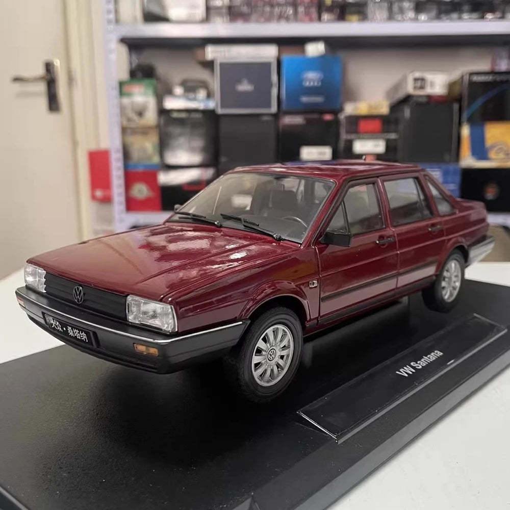 [Welly] 1:18 Volkswagen 1987 Santana B2 Red Model Car Die-Cast