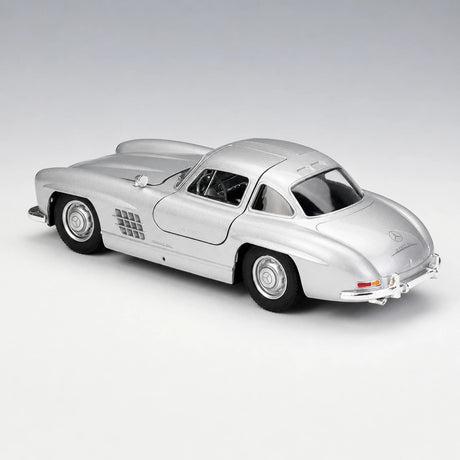 Welly Mercedes-Benz 1954 300 SL Silver 1:24 – Modello Pressofuso per esposizione pressofusa