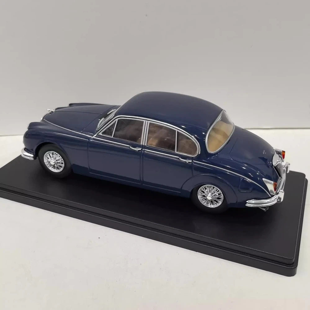 [WHITEBOX] 1:24 Jaguar 1960 Mark 2 ブルー モデルカー Die-Cast