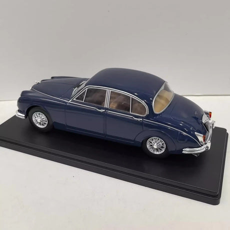 [WHITEBOX] 1:24 Jaguar 1960 Mark 2 Blue Model Car Die-Cast