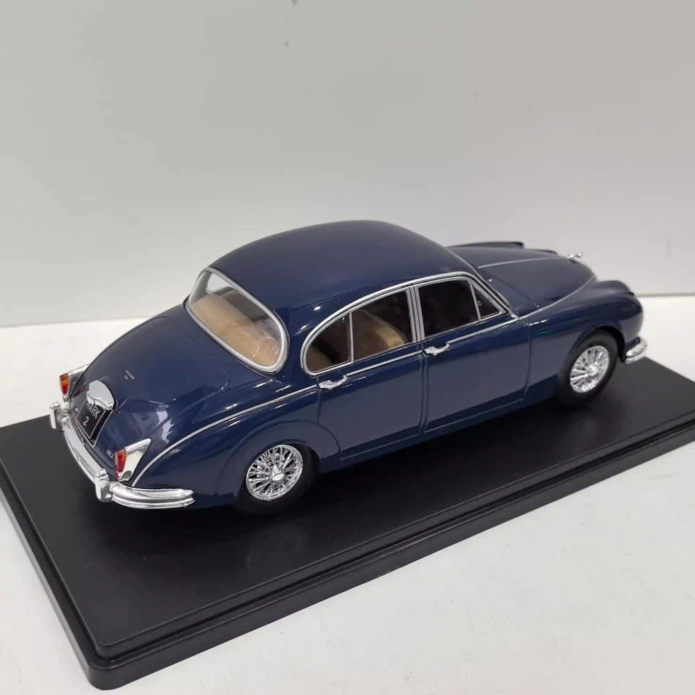 [WHITEBOX] 1:24 Jaguar 1960 Mark 2 Blue Model Car Die-Cast