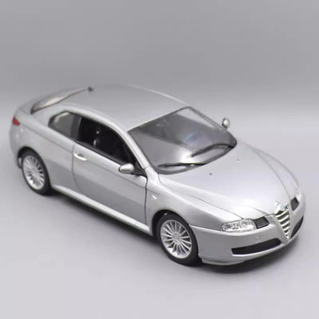 [Welly] 1:18 Alfa Romeo 2003 GT Silver Model Car Die-Cast
