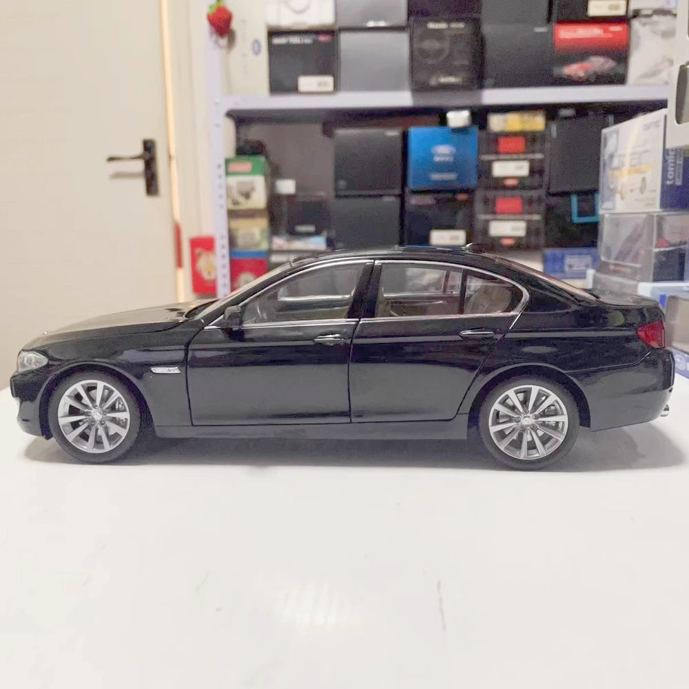 [Welly] 1:18 BMW 2010 F10 535i Black Model Car Die-Cast