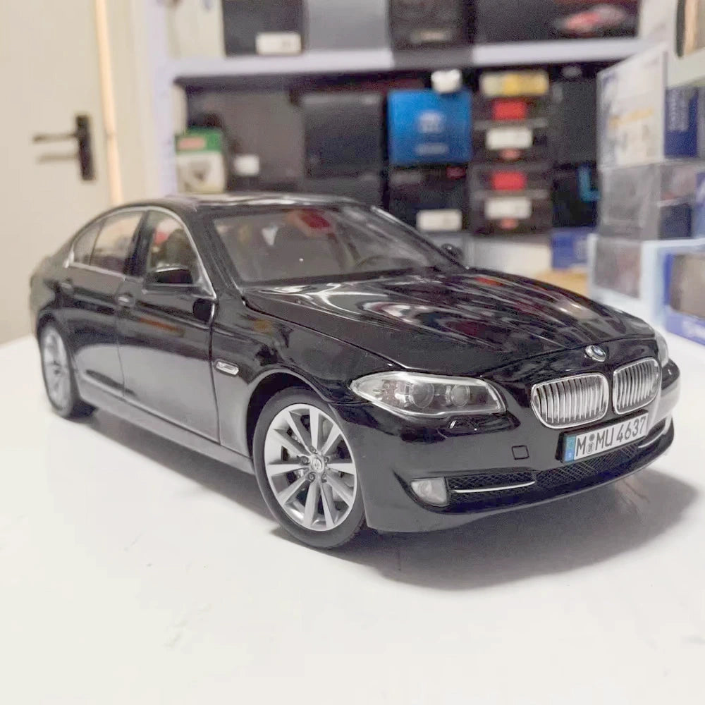 [Welly] 1:18 BMW 2010 F10 535i Black Model Car Die-Cast