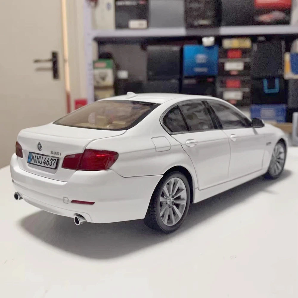 [Welly] 1:18 BMW 2010 F10 535i White Model Car Die-Cast