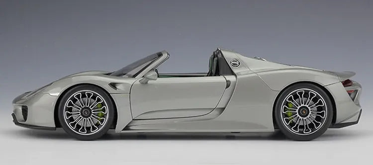 [Welly] 1:18 Porsche 2013 918 Convertible Gray Model Car Die-Cast