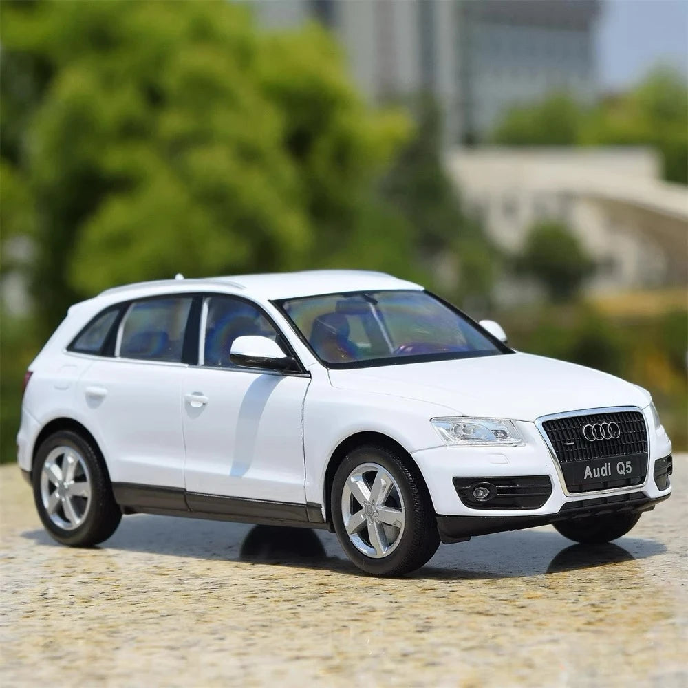 [Welly] 1:24 Audi 2008 Q5 bianco modellino di auto Die-Cast