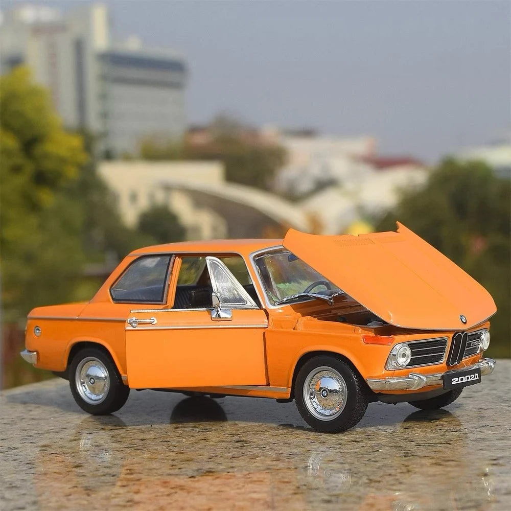 [Welly] 1:24 BMW 1972 2002 Tii Orange Model Car Die-Cast