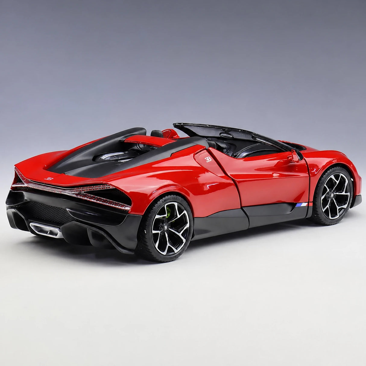[Welly] 1:24 Bugatti 2022 W16 Mistral Red Model Car Die-Cast