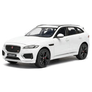 Welly Jaguar 2016 F-Pace vit 1:24 – modellbil i gjuten metall för display