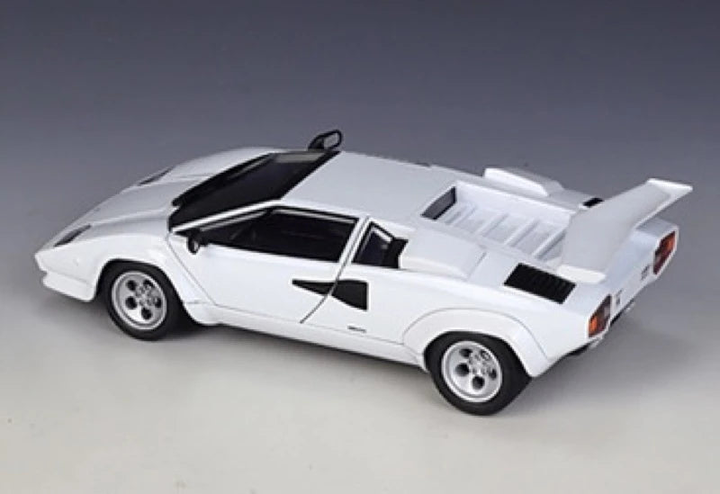 [Welly] 1:24 Lamborghini 1974 Countach LP 5000 QV White Model Car Die-Cast