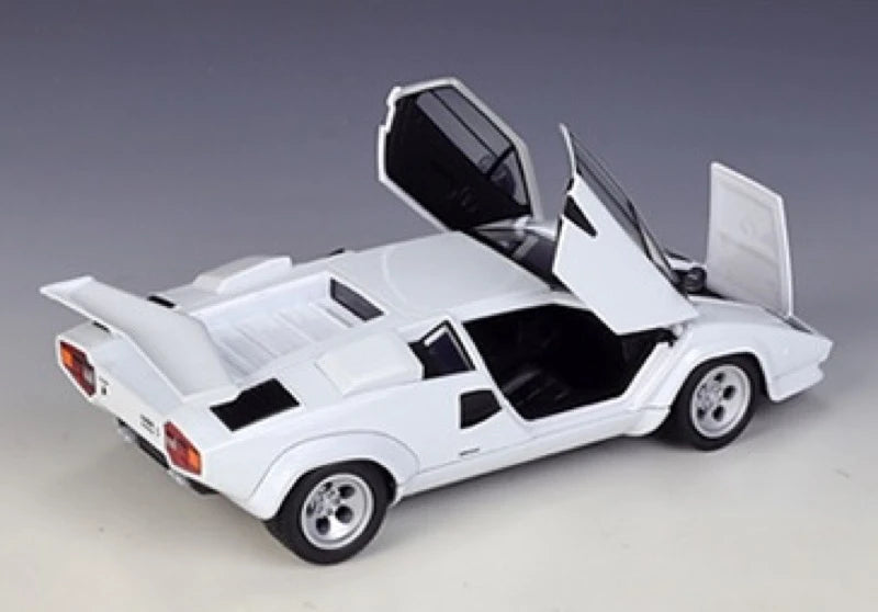 [Welly] 1:24 Lamborghini 1974 Countach LP 5000 QV White Model Car Die-Cast