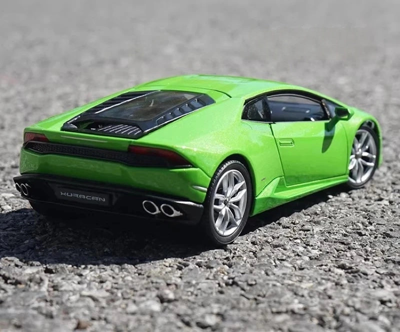 [Welly] 1:24 Lamborghini 2016 Huracan LP610-4 Green Model Car Die-Cast