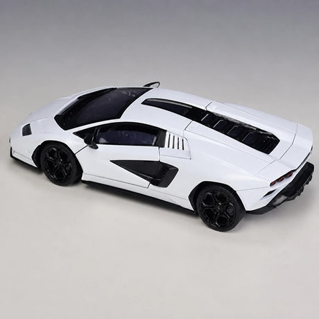 Welly Lamborghini 2022 Countach LPI800-4 White 1:24 – model wyświetlacza odlewany z metalu