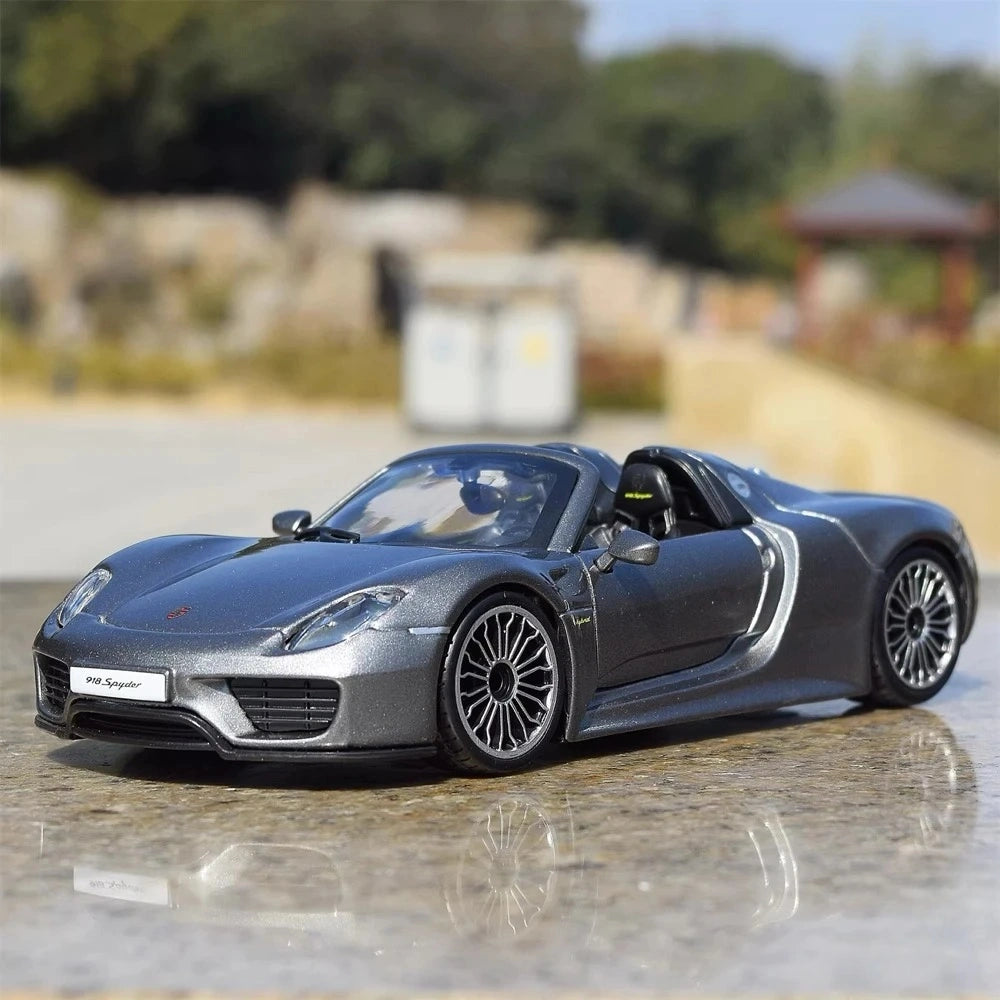 [Welly] 1:24 Porsche 2013 918 Spyder Silver Model Car Die-Cast