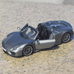 [Welly] 1:24 Porsche 2013 918 Spyder Silver Model Car Die-Cast