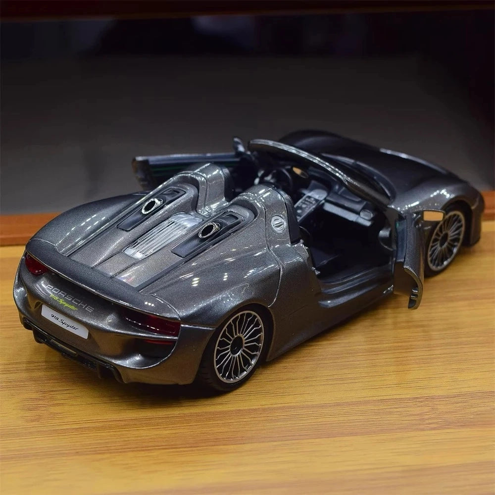 [Welly] 1:24 Porsche 2013 918 Spyder Silver Model Car Die-Cast