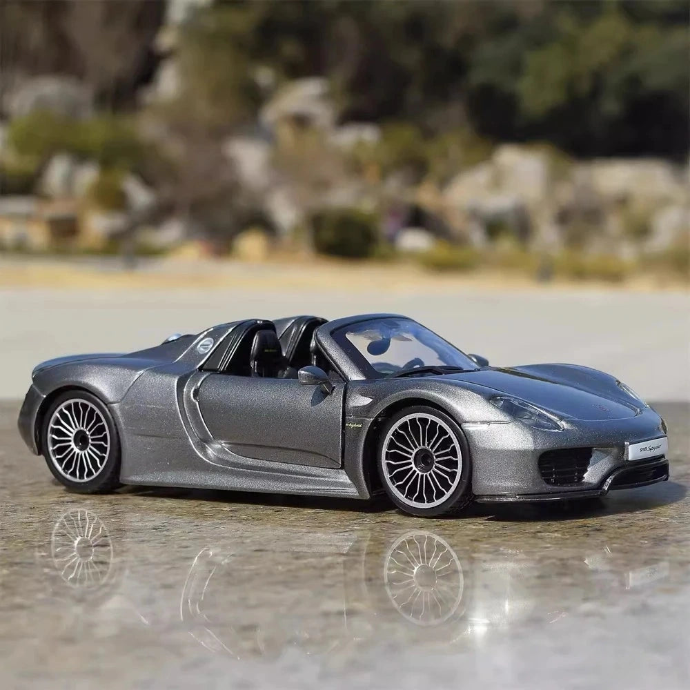 [Welly] 1:24 Porsche 2013 918 Spyder Silver Model Car Die-Cast