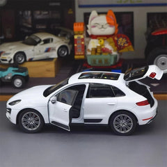 [Welly] 1:24 Porsche 2016 Macan Turbo White Model Car Die-Cast