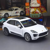 [Welly] 1:24 Porsche 2016 Macan Turbo valkoinen pienoismalli Die-Cast