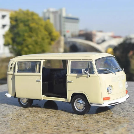 [Welly] 1:24 Volkswagen 1972 T2 Bus White Model Car Die-Cast