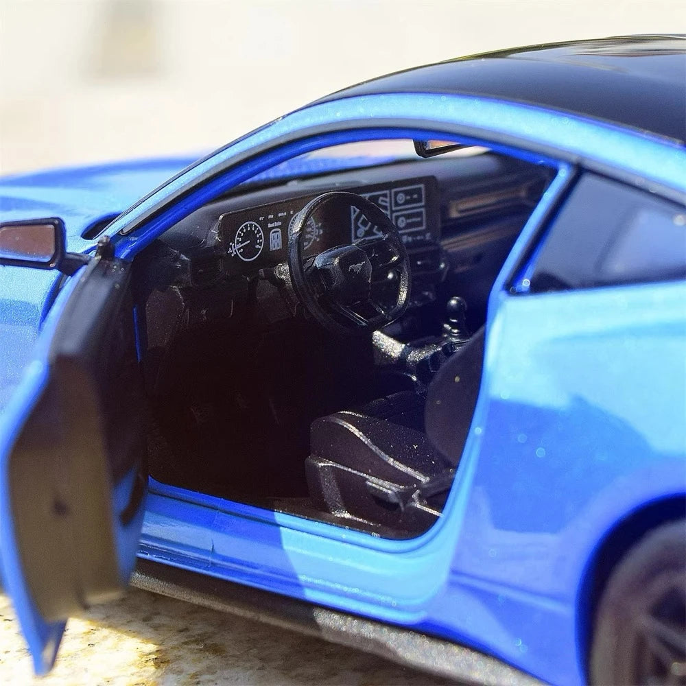 [Welly] 1:25 Ford 2024 Mustang GT Blue Model Car Die-Cast