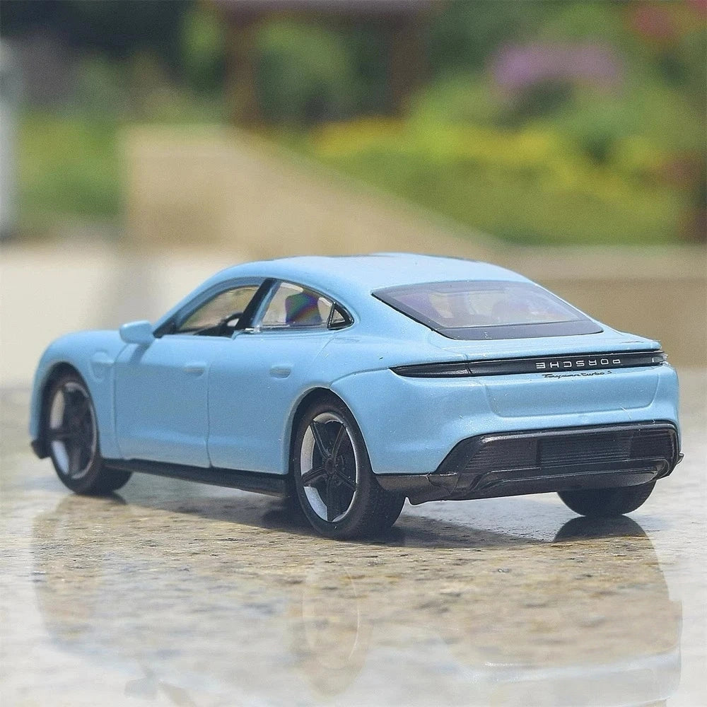 [Welly] 1:36 Porsche 2019 Taycan Turbo S Blue Model Car Die-Cast