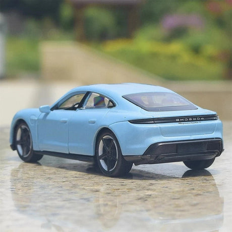 [Welly] 1:36 Porsche 2019 Taycan Turbo S Blue Model Car Die-Cast