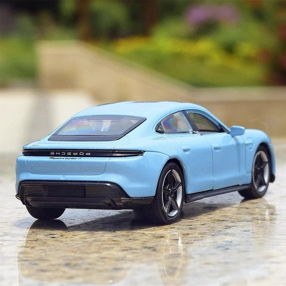 [Welly] 1:36 Porsche 2019 Taycan Turbo S Blue Model Car Die-Cast