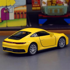 [Welly] 1:36 Porsche 2021 911 Carrera 4S Yellow Model Car Die-Cast