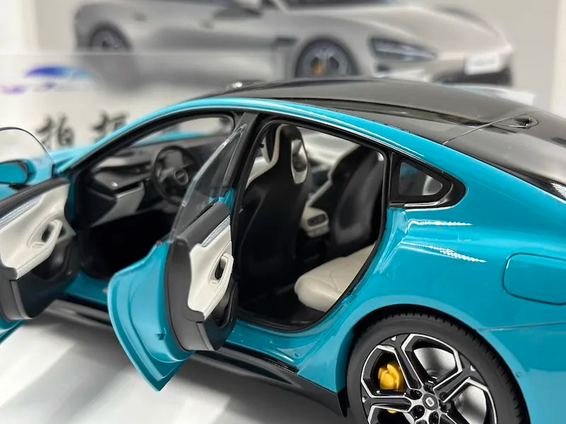 1:18 Xiaomi Su7 Die Cast Model Car