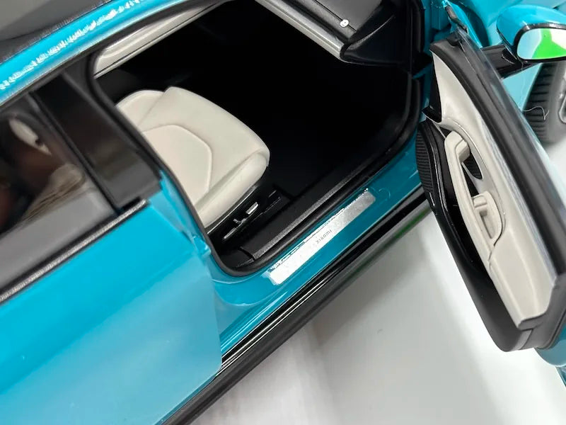 1:18 Xiaomi Su7 Die Cast Model Car
