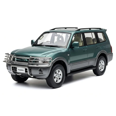 [YC] 1:18 Mitsubishi 1999 Pajero V73 Green Model Car Die-Cast