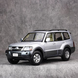 [YC] 1:18 Mitsubishi 1999 Pajero V73 Silver Model Car Die-Cast